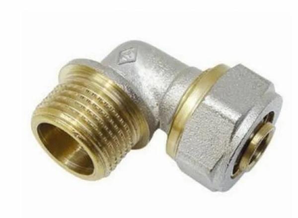 Угольник для м/п 16*1/2 н.р.(L16*1/2M-А латунь)
