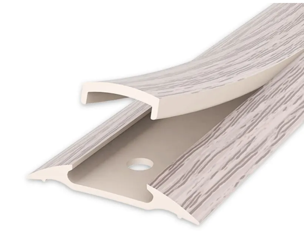 215 Порог с монтажным каналом 900/42 Дуб снежный